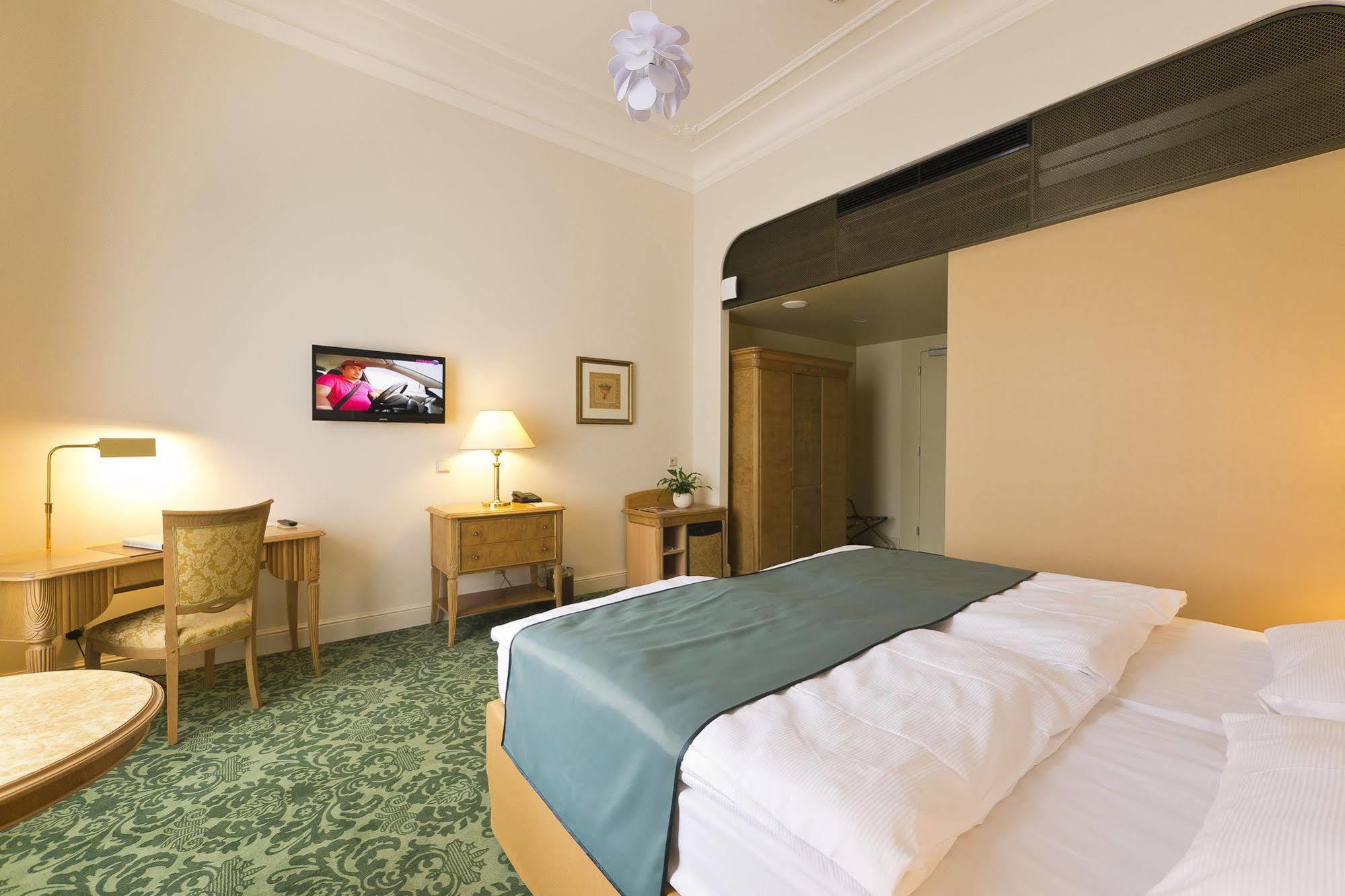 Grandhotel Ambassador Narodni Dum 4* Karlovy Vary