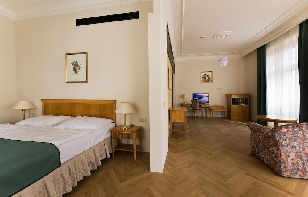 Grandhotel Ambassador Narodni Dum Hotel 4*